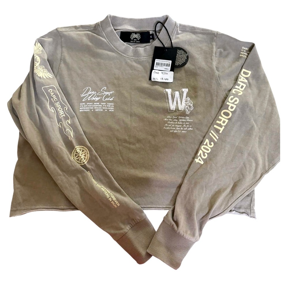 Darc Sport Wolves Club Our Mark Premium Cropped LS Tee Taupe Small‎